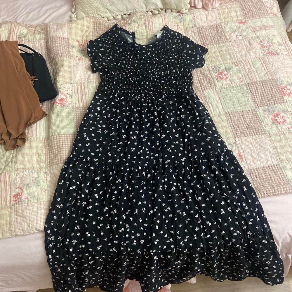 Elegant Black and White Floral Maxi Dress